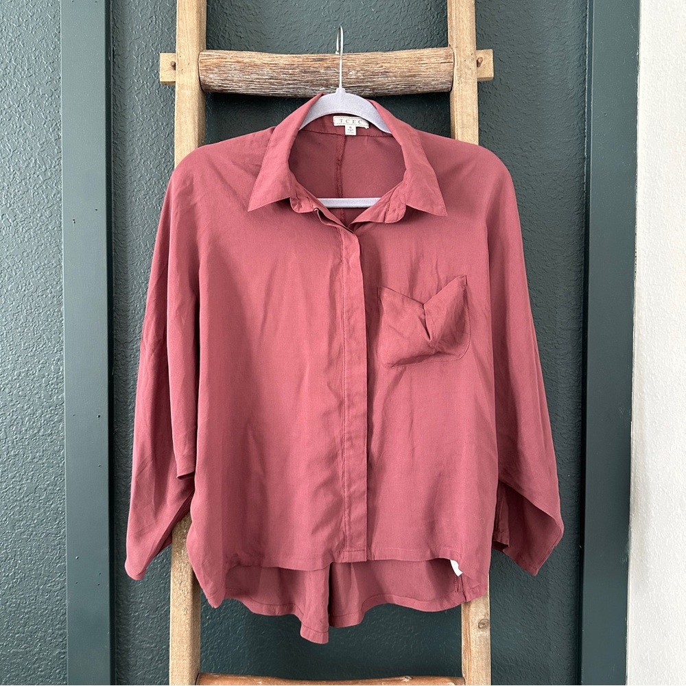 NWT TCEC Maroon Button-Up Shirt Women’s Size Small 100% Rayon